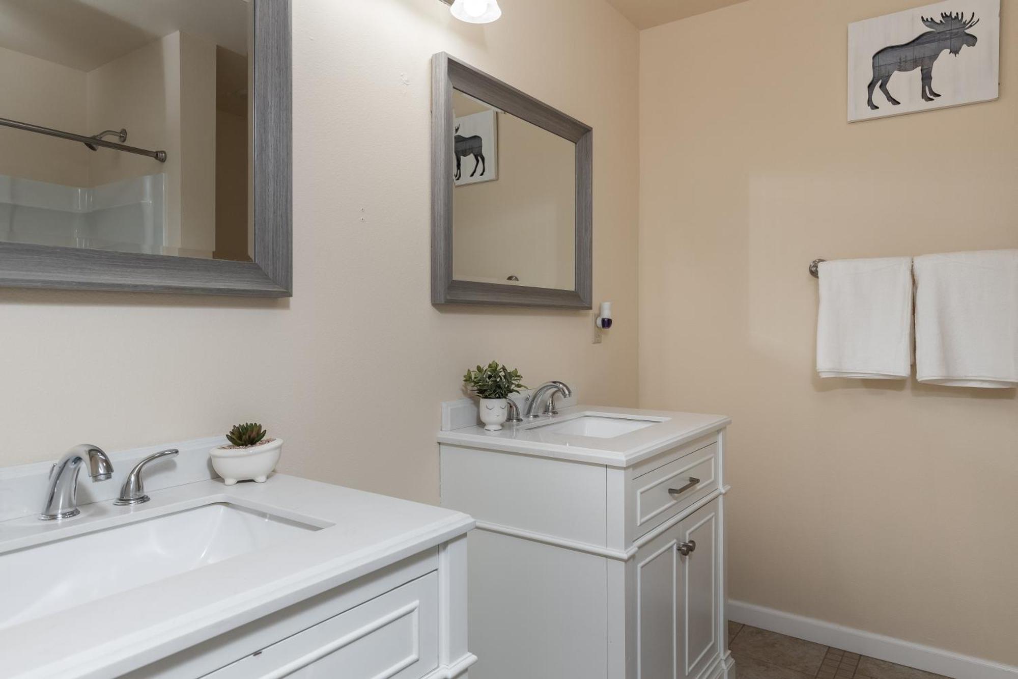 Birch Hill Homestay Феърбанкс Екстериор снимка