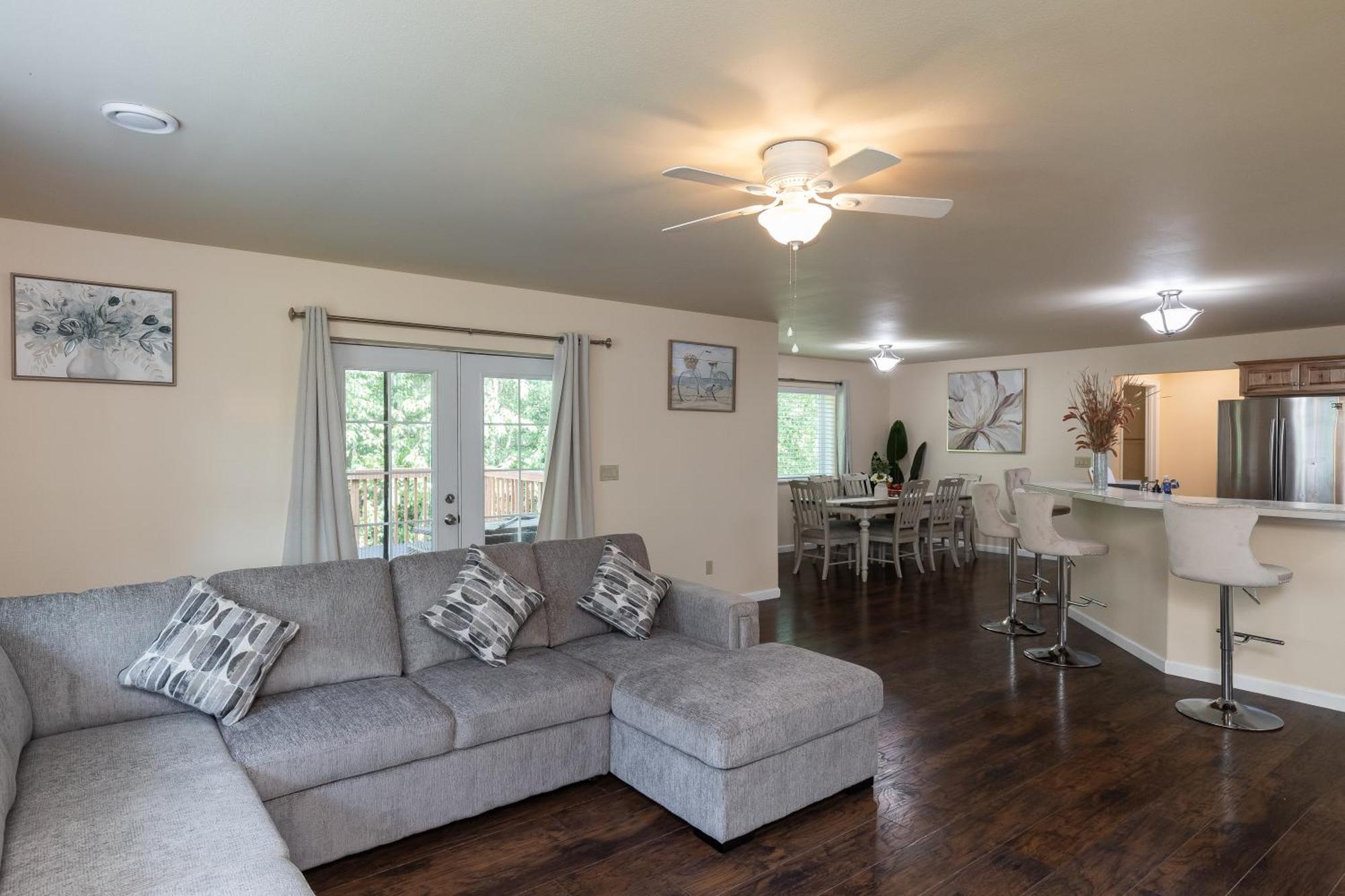 Birch Hill Homestay Феърбанкс Екстериор снимка